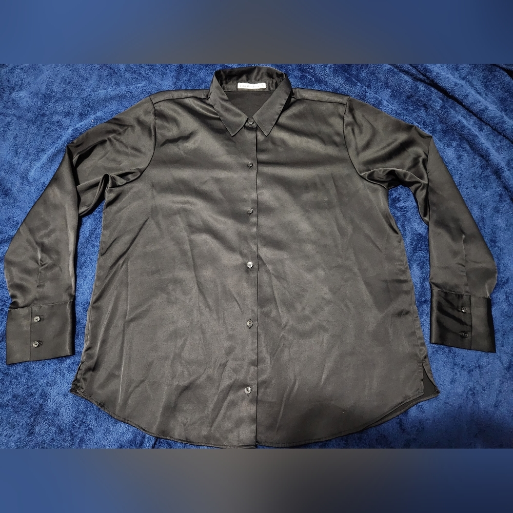 Abercrombie and Fitch Womens Silk Shiny Dress Shirt Black